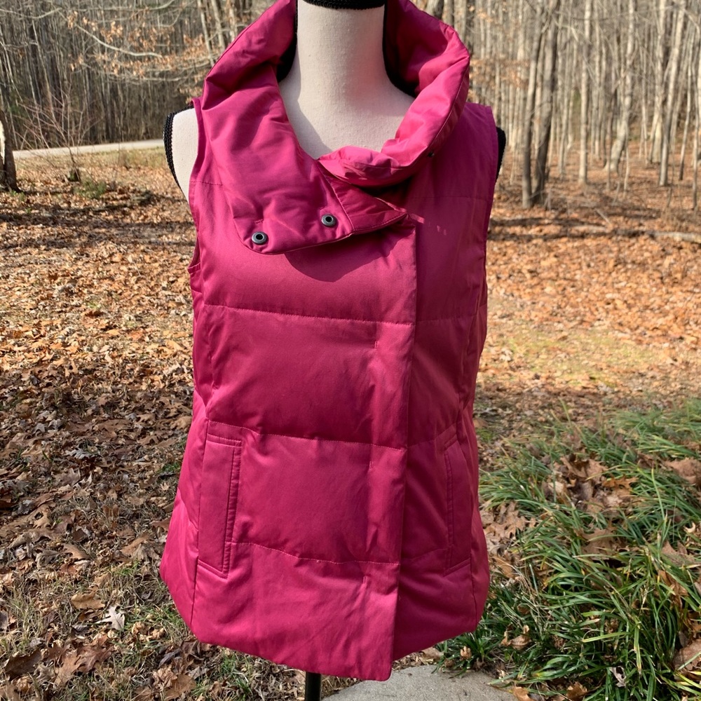 J. Jill pink puffer vest with buttons size xs